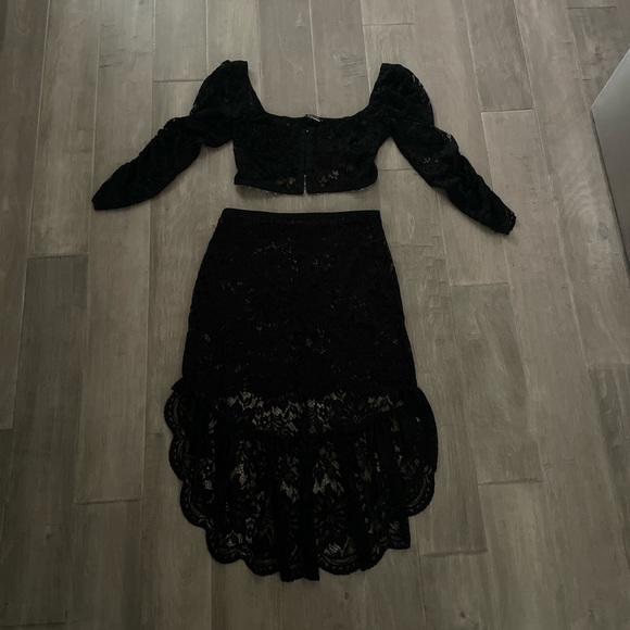 Lace Two Piece Set - Picture 2 of 3